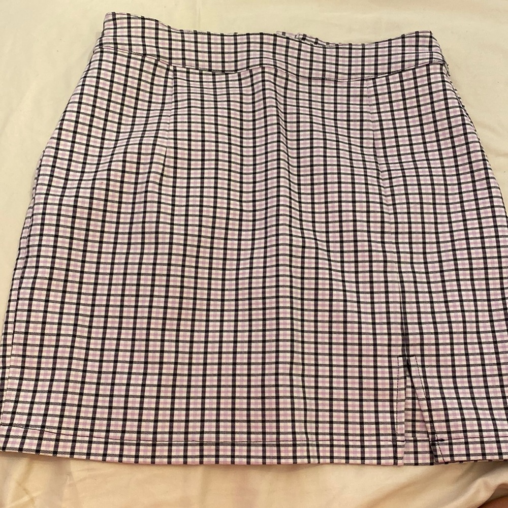 Garage mini skirt with slit